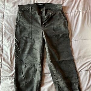 Express brand cropped camo pants